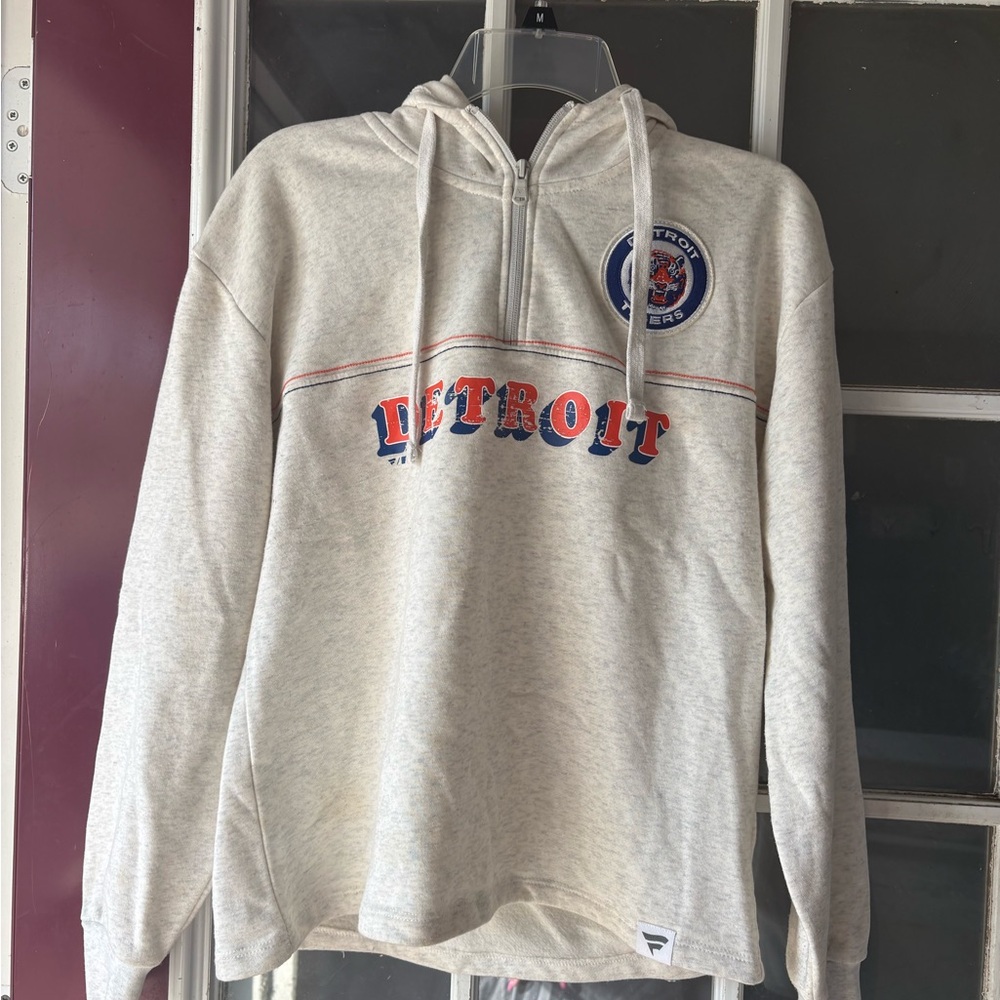 Fanatics Cream Detroit Pullover Sweater